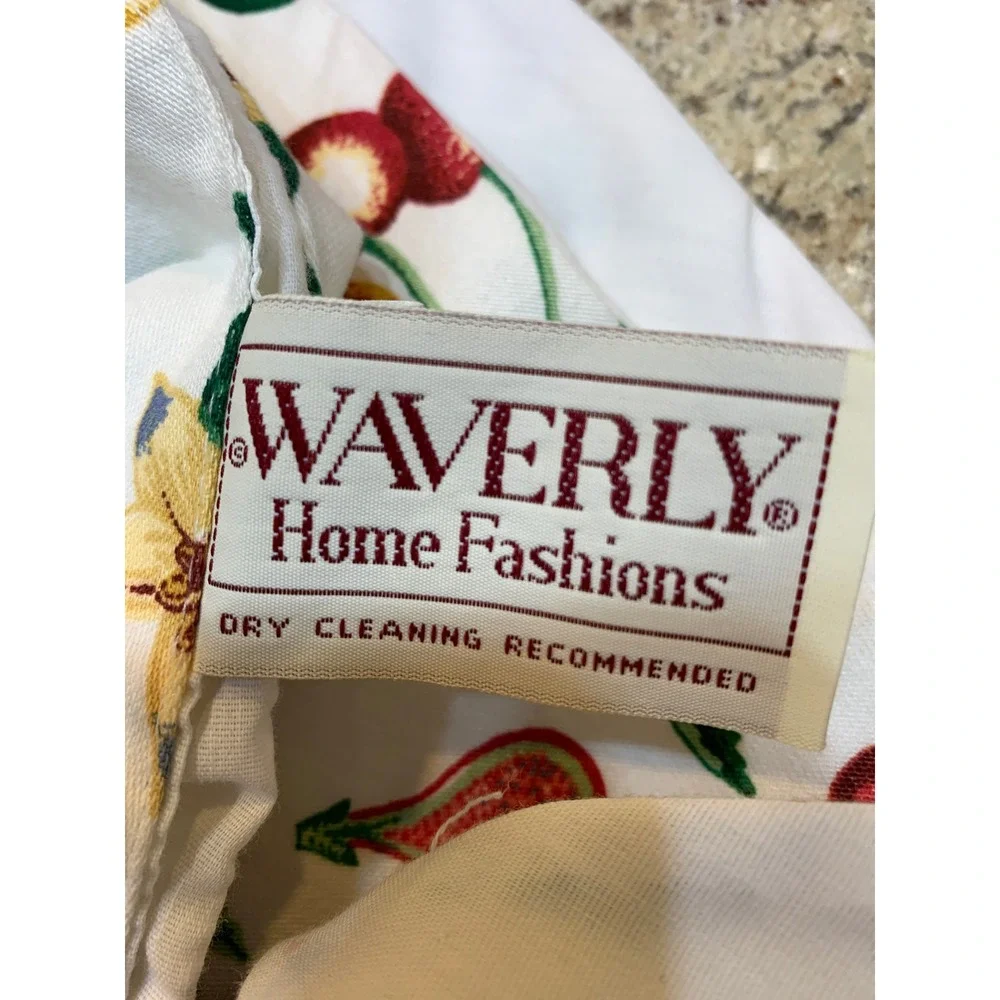Waverly Table Runner 68